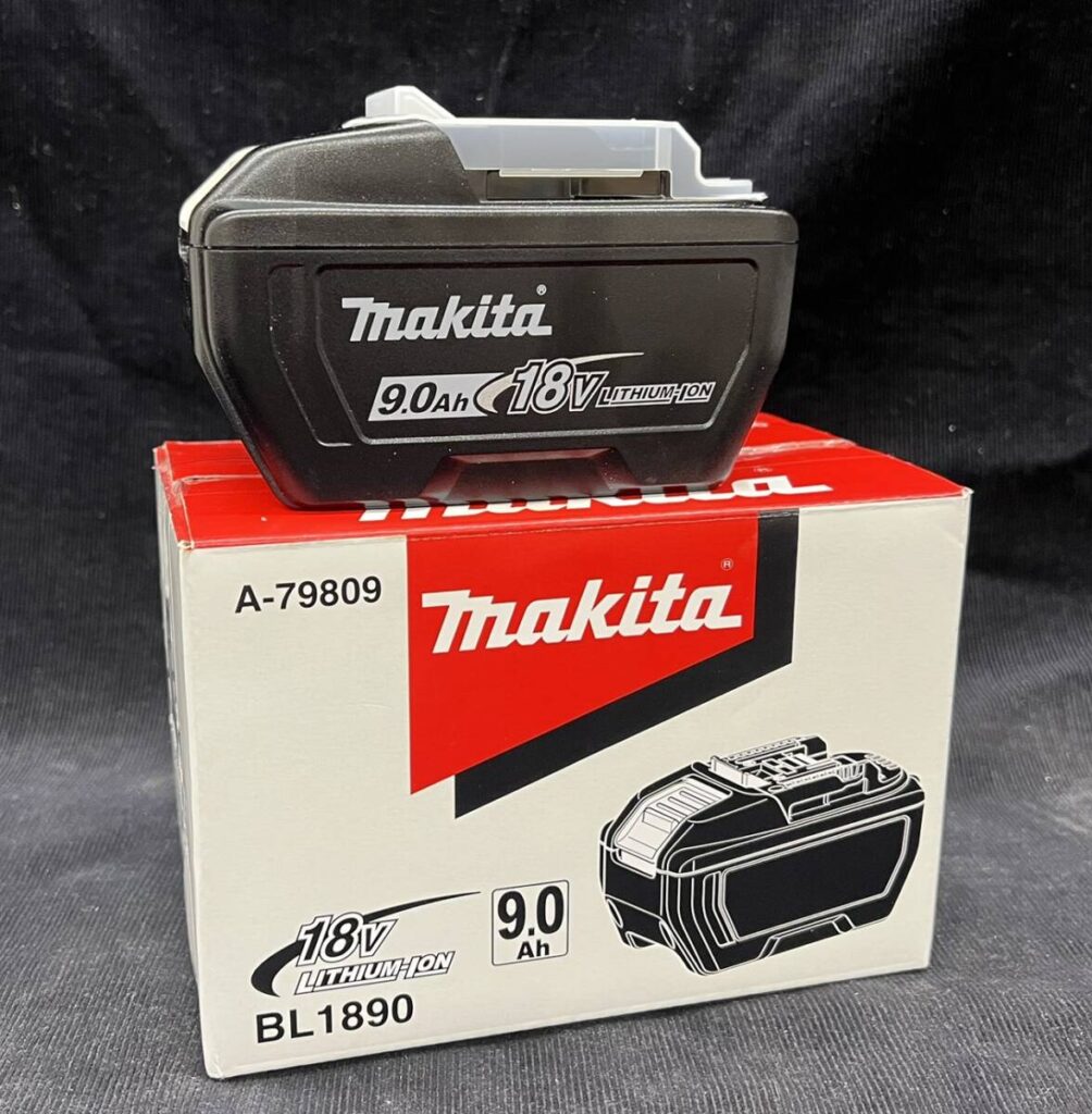 未使用【純正品】マキタ makita 18V 9.0Ah バッテリ BL1890 箱付