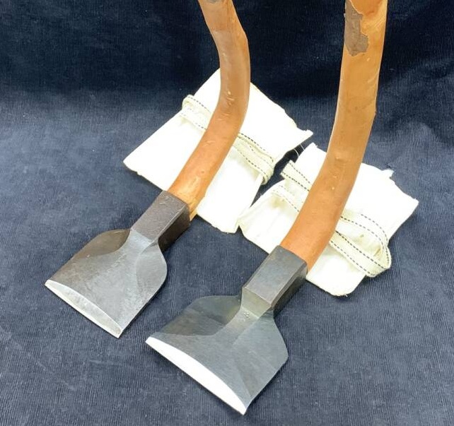 釿 在銘 【助富】【請合】ちょうな 2本セット 刃幅 約98mm/85mm 柄付き ちょんな 山師道具 大工道具 職人 宮大工