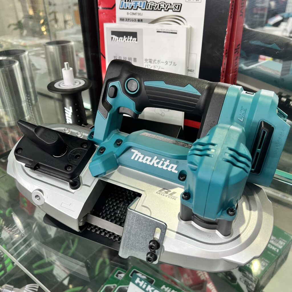 makita/マキタ 充電式ポータブルバンドソー PB184D 替刃付