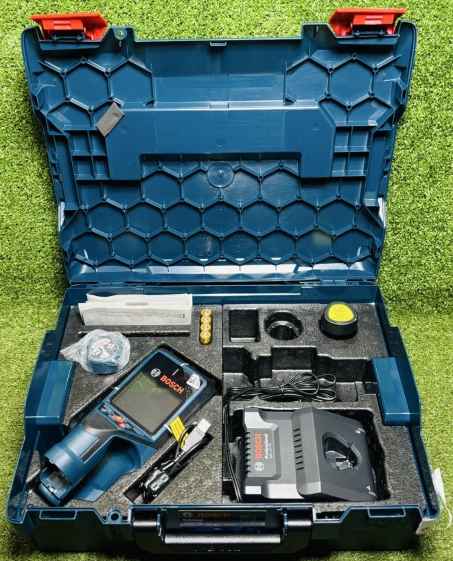 Bosch (ボッシュ) コンクリート探知機 (2.0Ahバッテリー1個・充電器・ケース付き) D-TECT 200 JPS