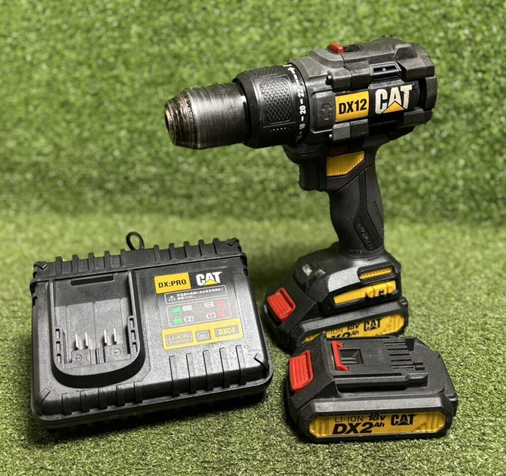 CAT/キャタ 18V コードレスハンマードリル DX12 バッテリ2点/充電器 付き