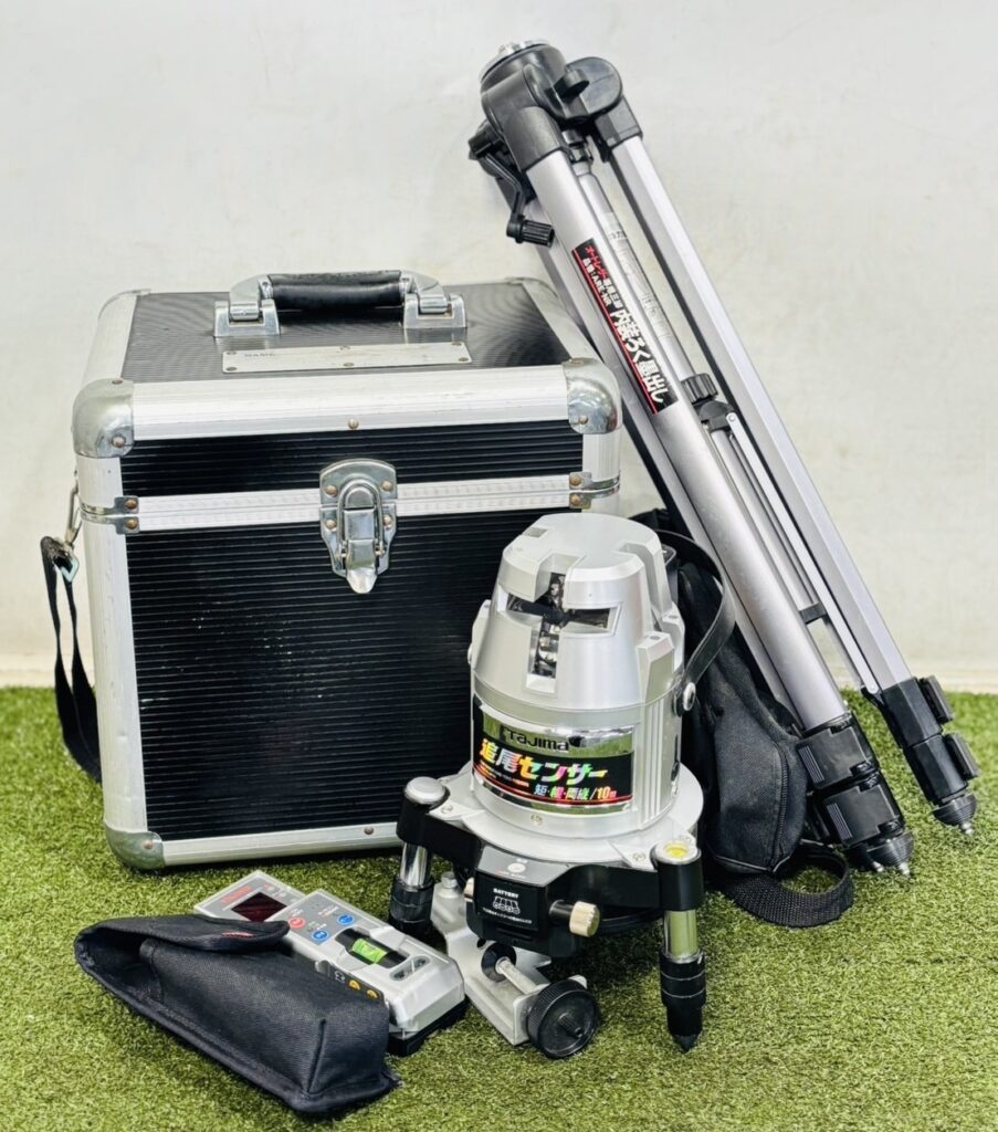 Tajima/タジマ 追尾 レーザー墨出し器 TSL-T3YJ10 受光器/三脚付